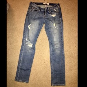 Hollister distressed skinny jeans